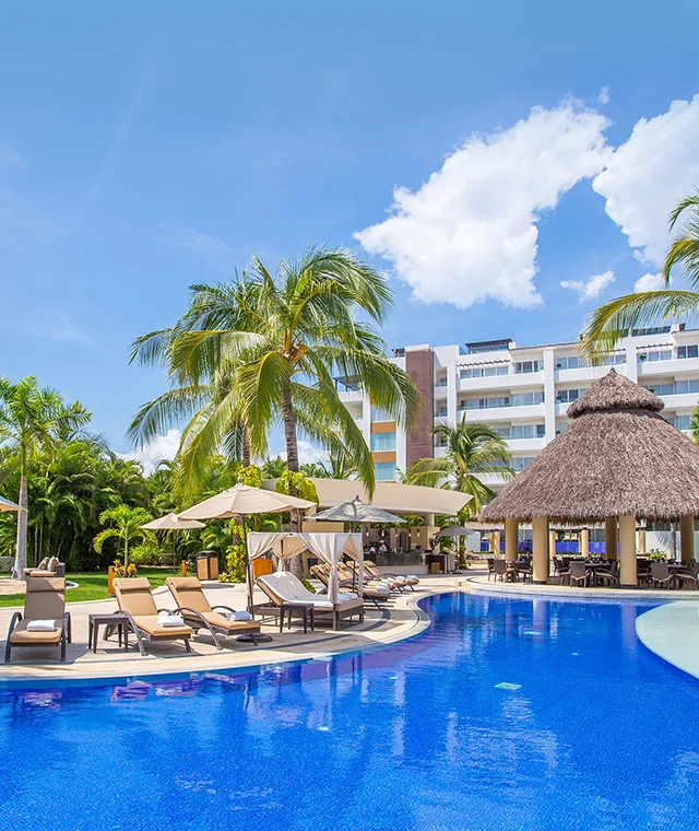 Weekend sale All-inclusive hotel in Nuevo Vallarta, México